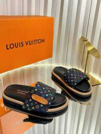 Picture of Louis Vuitton Slippers _SKULVsz35-41mnq1201505